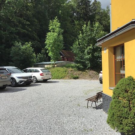 Pension Cortina Pec pod Snezkou Exterior photo