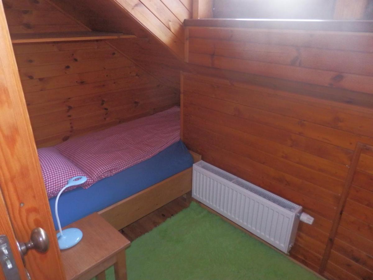 Pension Cortina Pec pod Snezkou Exterior photo